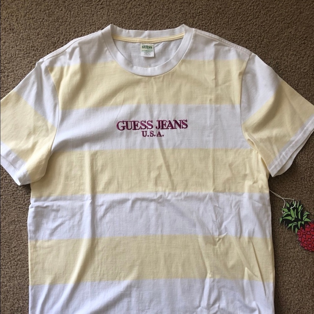Guess Tshirt